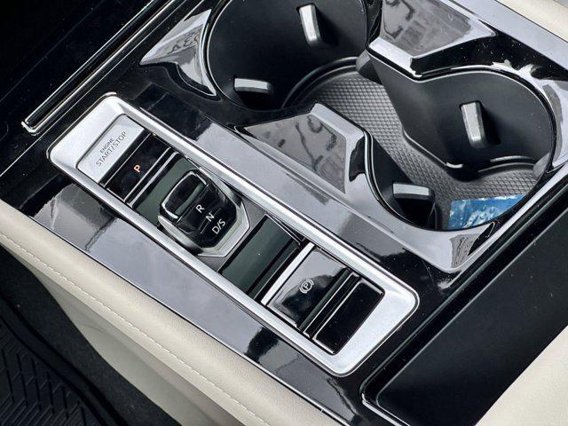 new 2025 Volkswagen Atlas car, priced at $54,291