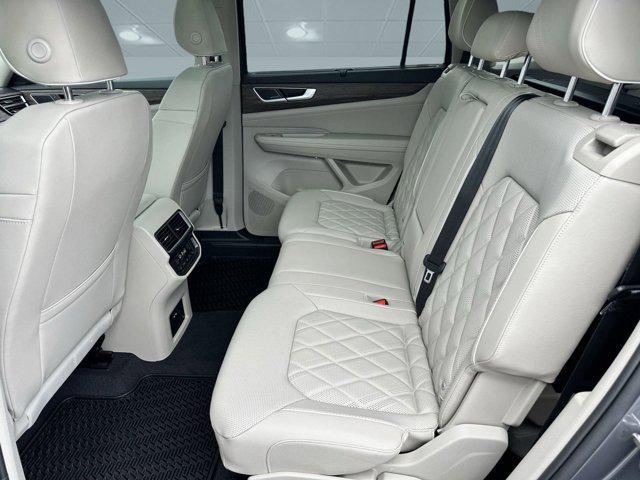 new 2025 Volkswagen Atlas car, priced at $54,291