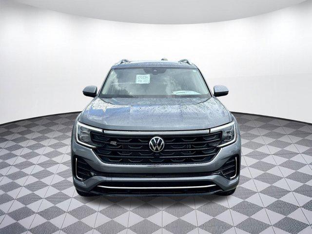 new 2025 Volkswagen Atlas car, priced at $54,291