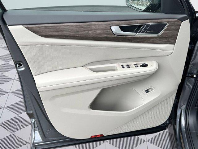 new 2025 Volkswagen Atlas car, priced at $54,291