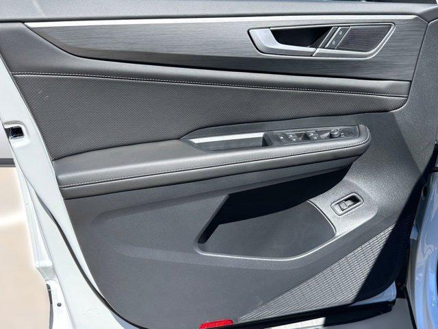 new 2026 Volkswagen Atlas Cross Sport car, priced at $43,971