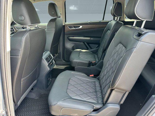 new 2026 Volkswagen Atlas car, priced at $55,711