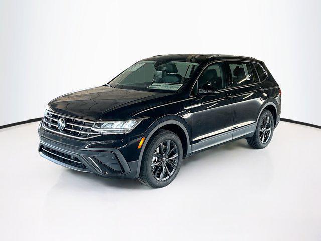 new 2024 Volkswagen Tiguan car, priced at $33,422