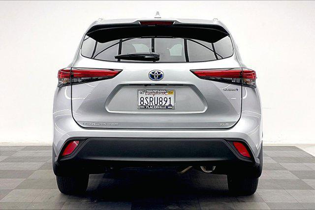 used 2020 Toyota Highlander Hybrid car, priced at $40,782