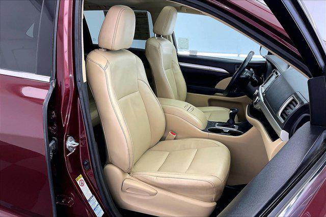 used 2016 Toyota Highlander car, priced at $19,683