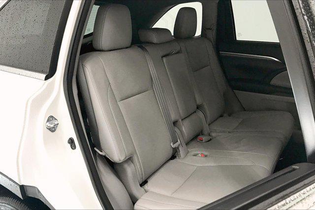 used 2018 Toyota Highlander car, priced at $32,966