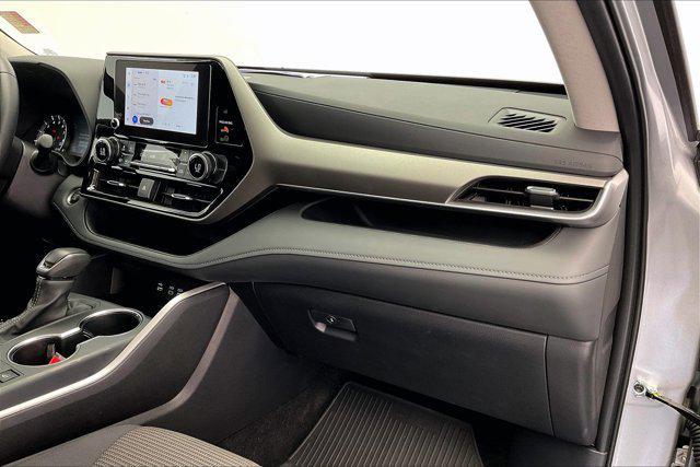 used 2025 Toyota Highlander car, priced at $42,990