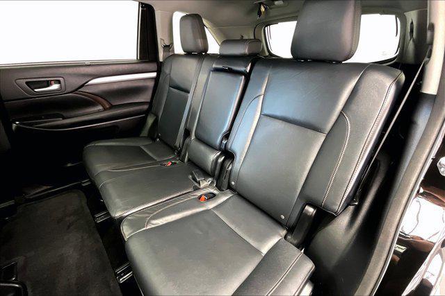 used 2015 Toyota Highlander car, priced at $17,640