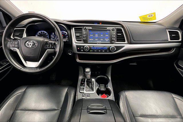 used 2015 Toyota Highlander car, priced at $17,640