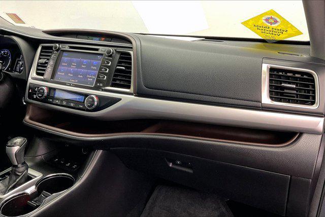 used 2015 Toyota Highlander car, priced at $17,640