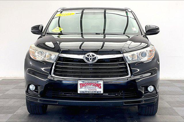 used 2015 Toyota Highlander car, priced at $17,640