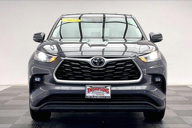 used 2023 Toyota Highlander car, priced at $34,190