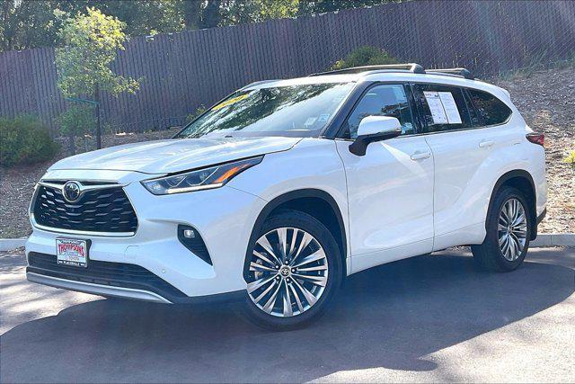 used 2020 Toyota Highlander car, priced at $42,954