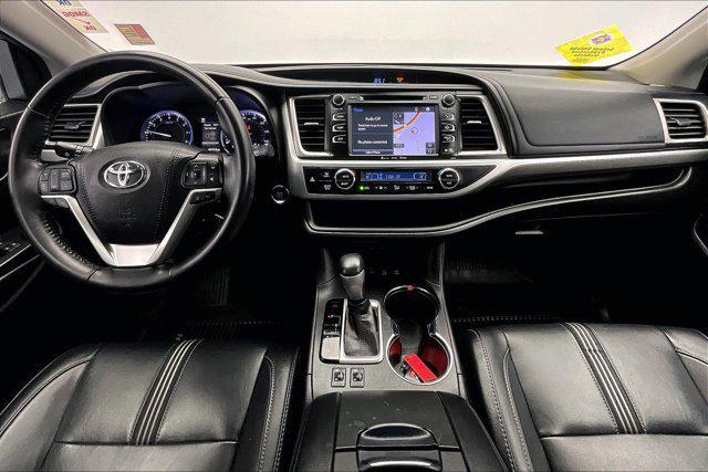 used 2018 Toyota Highlander car, priced at $29,311