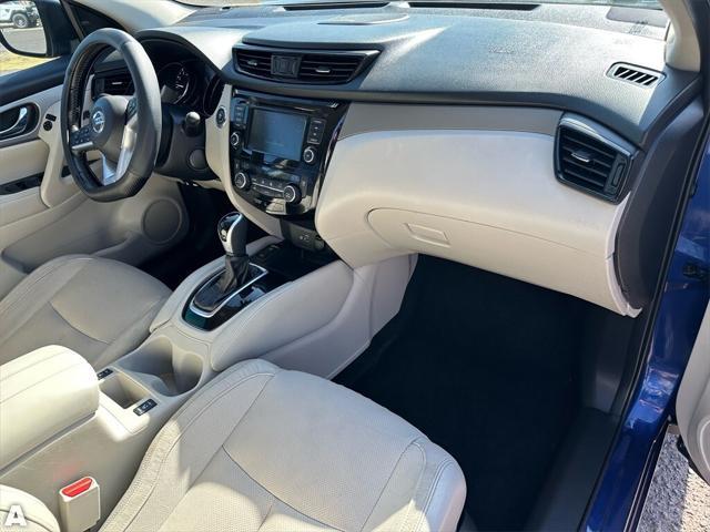 used 2020 Nissan Rogue Sport car, priced at $18,999