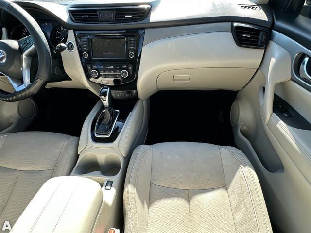 used 2020 Nissan Rogue Sport car, priced at $18,999