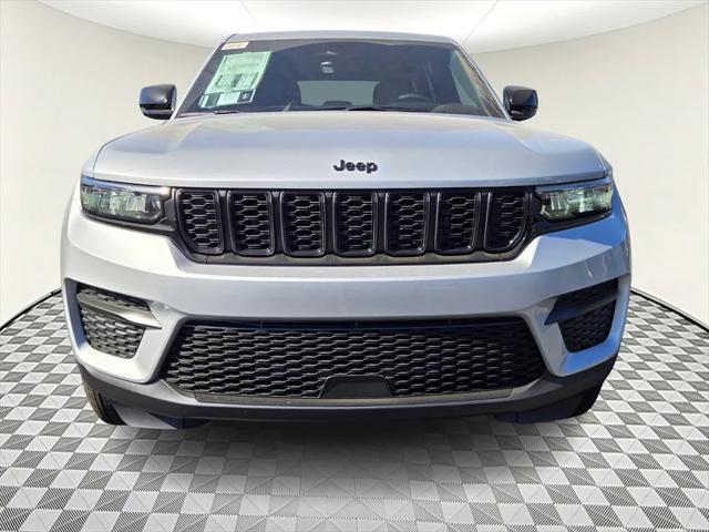 new 2025 Jeep Grand Cherokee car, priced at $47,525