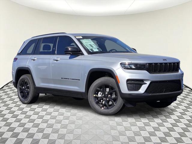 new 2025 Jeep Grand Cherokee car, priced at $47,525