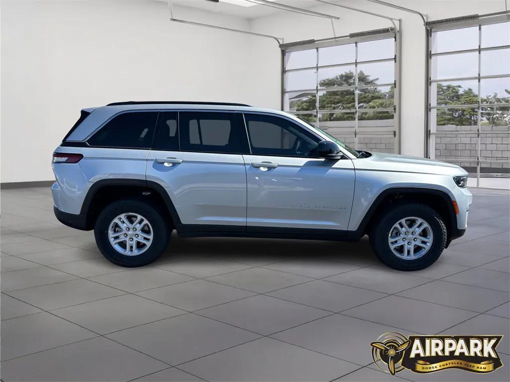 new 2025 Jeep Grand Cherokee car, priced at $43,420