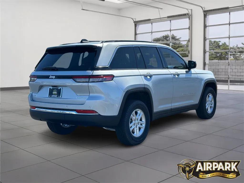 new 2025 Jeep Grand Cherokee car, priced at $43,420