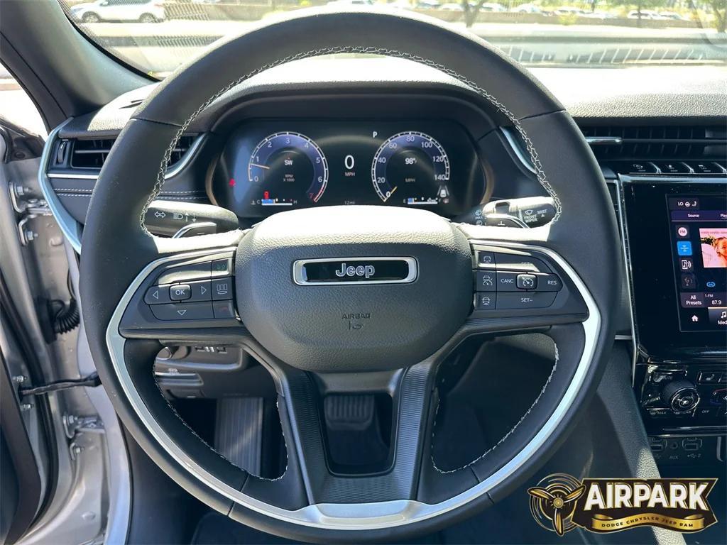 new 2025 Jeep Grand Cherokee car, priced at $43,420