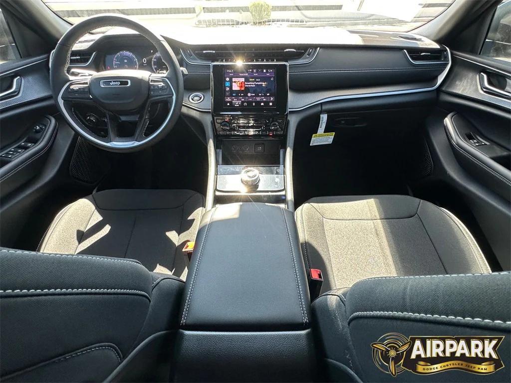 new 2025 Jeep Grand Cherokee car, priced at $43,420