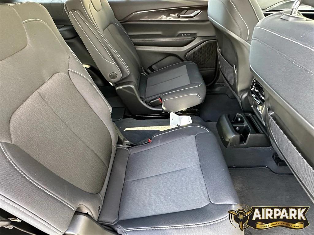 new 2023 Jeep Grand Cherokee L car, priced at $48,020