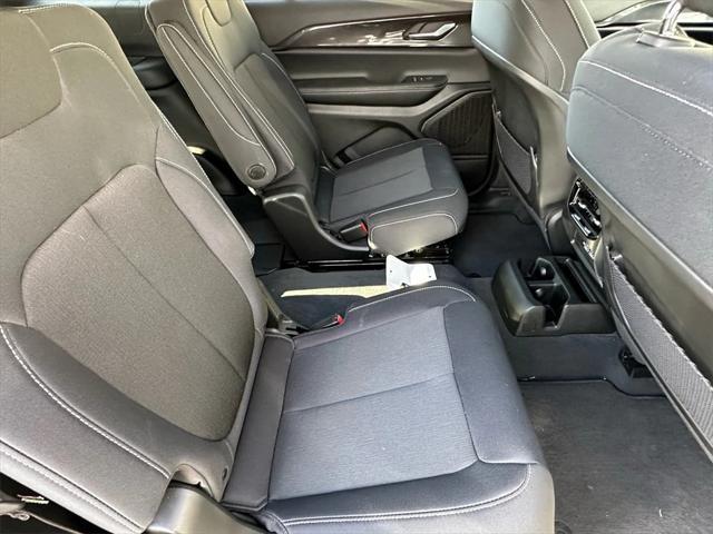 new 2023 Jeep Grand Cherokee L car, priced at $48,020