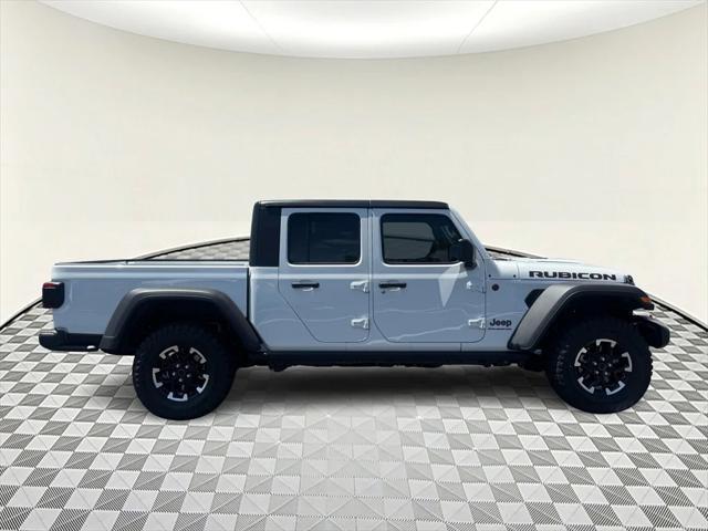 new 2025 Jeep Gladiator car, priced at $60,435
