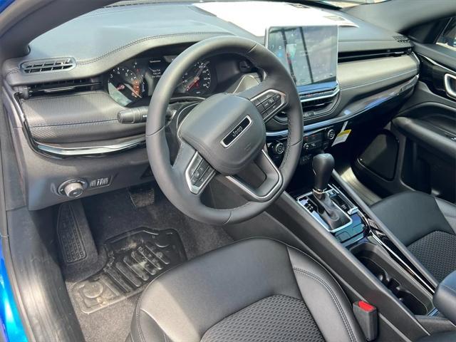 new 2025 Jeep Compass car, priced at $32,700