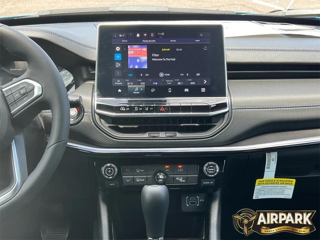 new 2025 Jeep Compass car, priced at $32,700