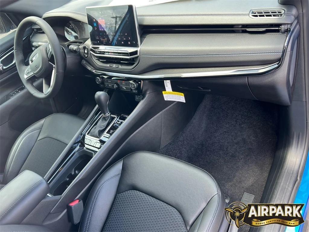 new 2025 Jeep Compass car, priced at $32,700