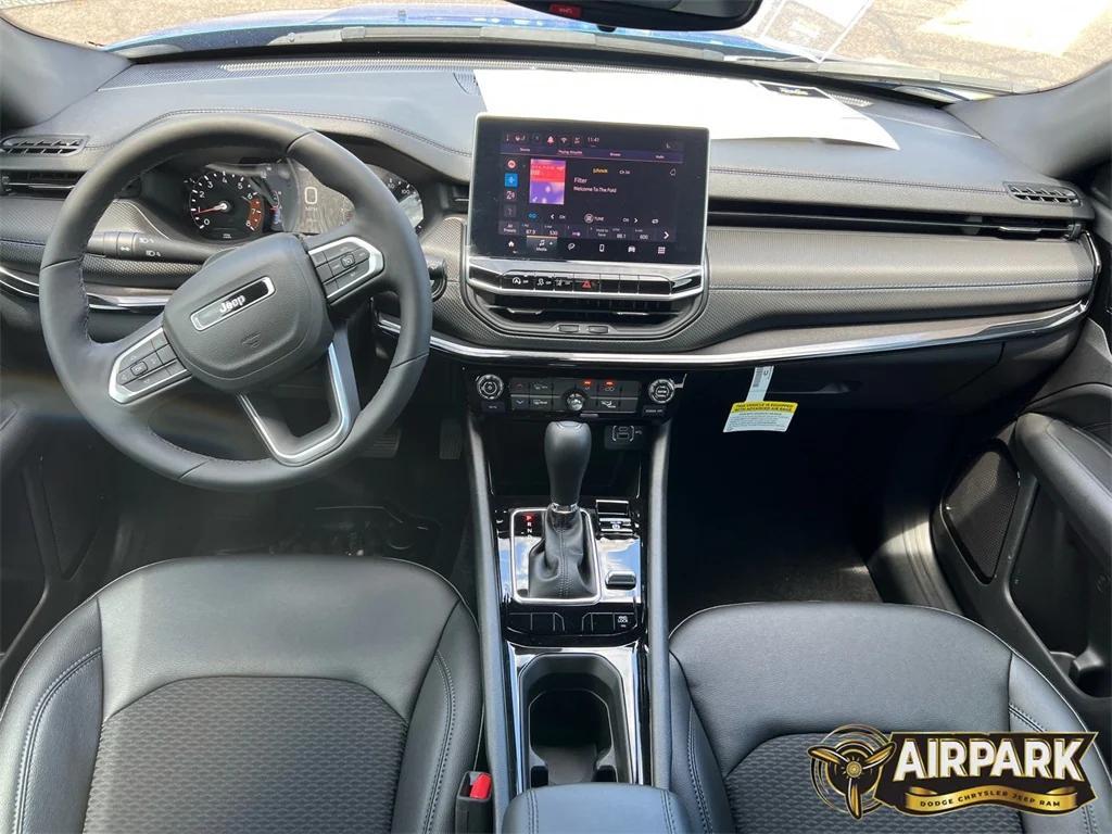 new 2025 Jeep Compass car, priced at $32,700