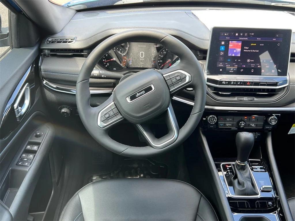 new 2025 Jeep Compass car, priced at $32,700