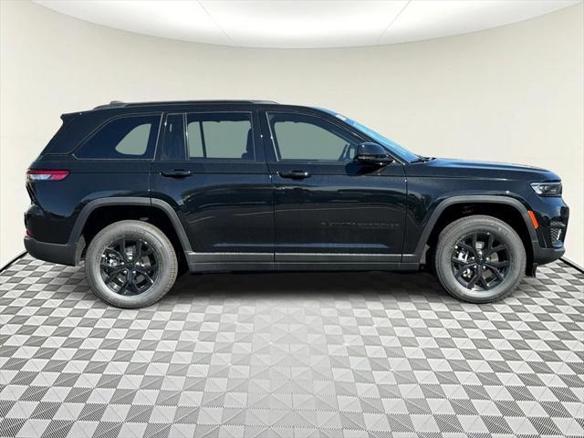 new 2025 Jeep Grand Cherokee car, priced at $47,525