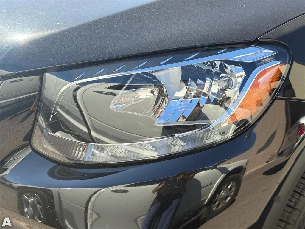 used 2019 Mercedes-Benz GLC 300 car, priced at $13,717