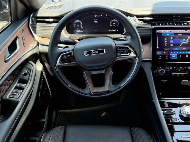 new 2025 Jeep Grand Cherokee car, priced at $67,425