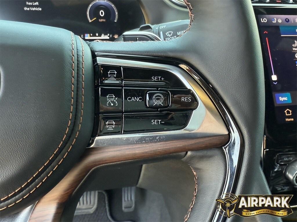 new 2025 Jeep Grand Cherokee car, priced at $67,425