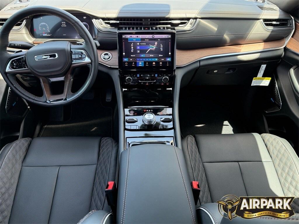 new 2025 Jeep Grand Cherokee car, priced at $67,425