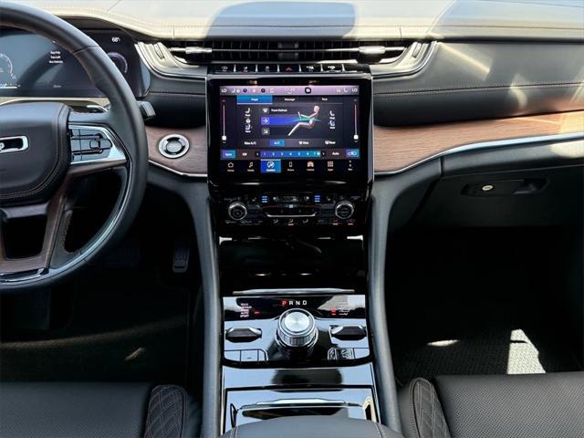 new 2025 Jeep Grand Cherokee car, priced at $67,425