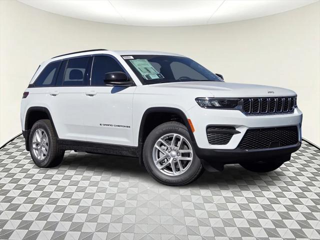 new 2025 Jeep Grand Cherokee car, priced at $41,800