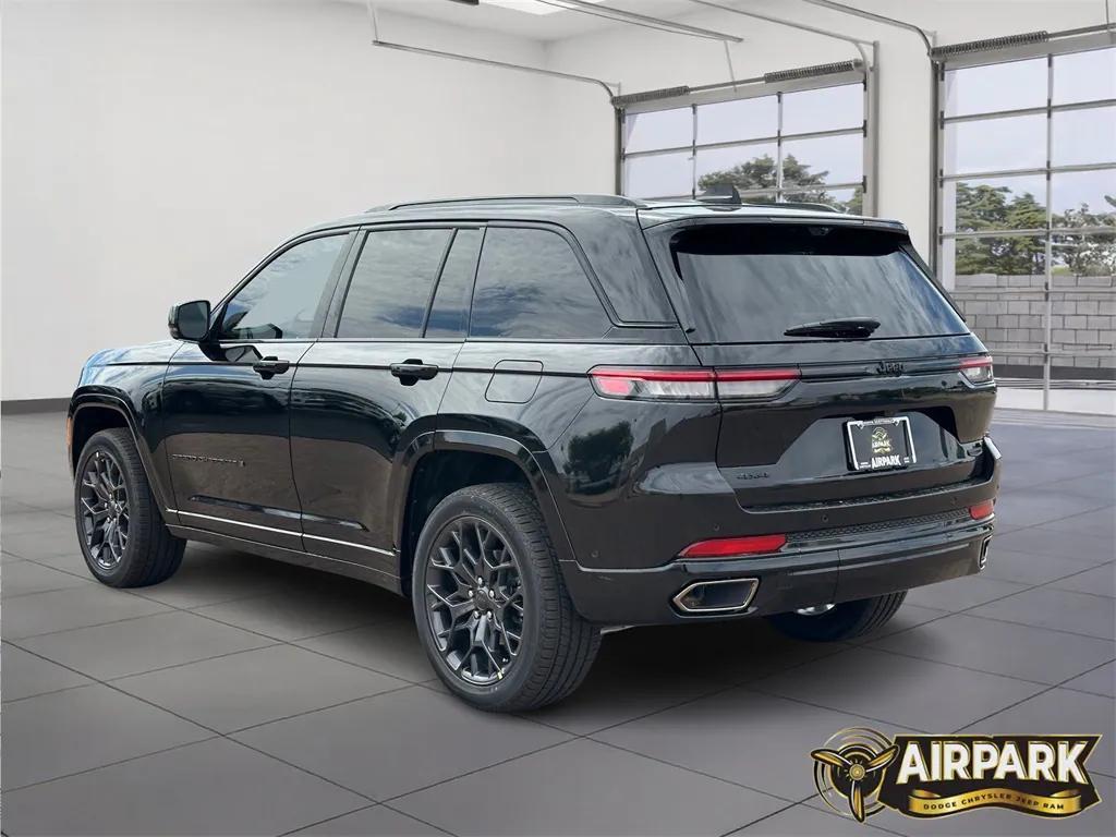 new 2025 Jeep Grand Cherokee car, priced at $71,045
