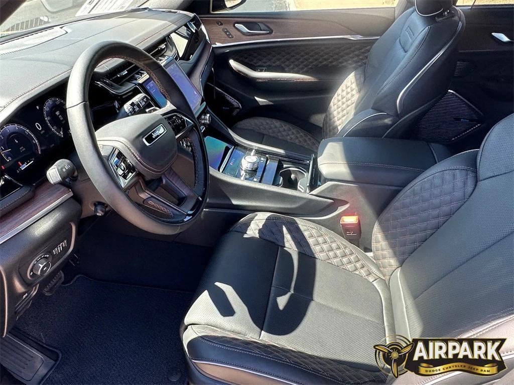 new 2025 Jeep Grand Cherokee car, priced at $71,045