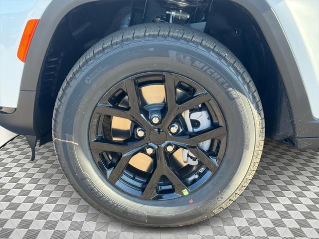 new 2025 Jeep Grand Cherokee L car, priced at $48,630