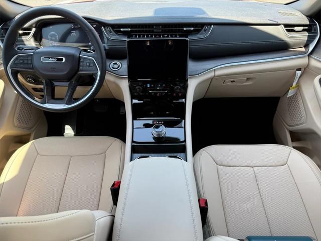 new 2025 Jeep Grand Cherokee car, priced at $51,930
