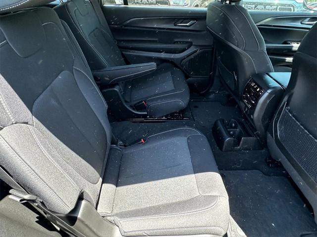 new 2025 Jeep Grand Cherokee L car, priced at $43,220