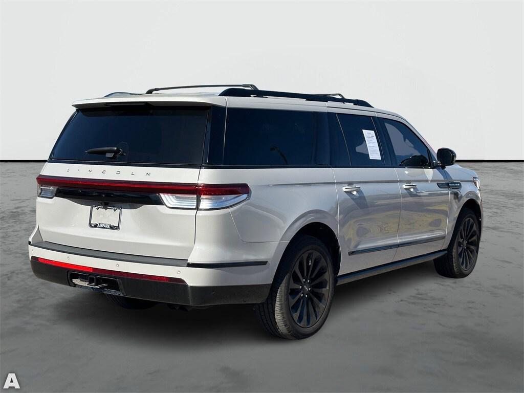 used 2022 Lincoln Navigator car, priced at $47,999