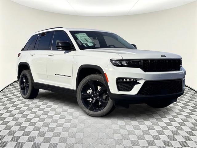 new 2025 Jeep Grand Cherokee car, priced at $56,060