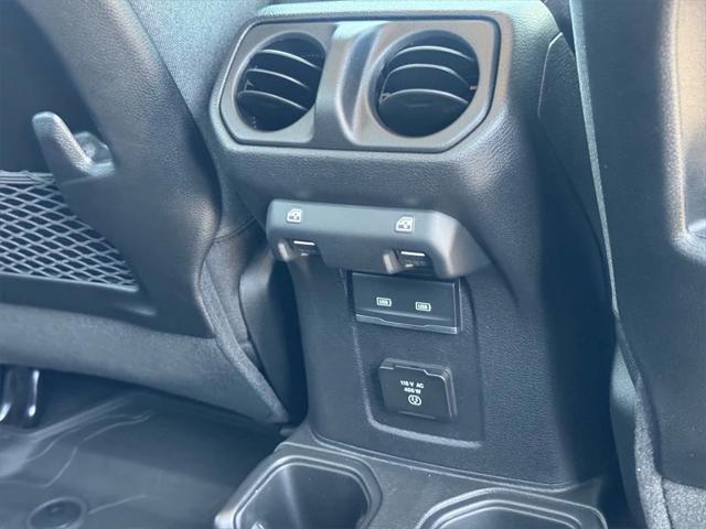 new 2025 Jeep Gladiator car, priced at $61,030