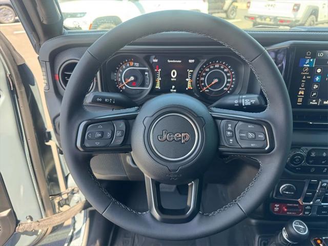 new 2025 Jeep Gladiator car, priced at $61,030